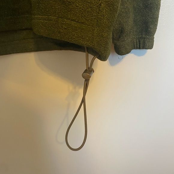 Izod Pullover Sweater - Picture 3 of 4